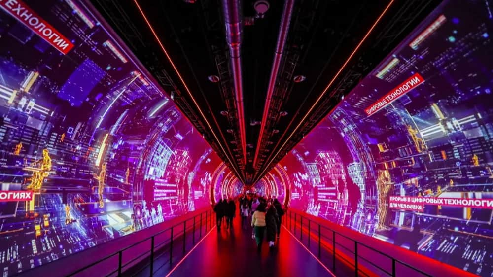 A science exhibition in Moscow, November 2023. Photo: EPA-EFE/YURI KOCHETKOV