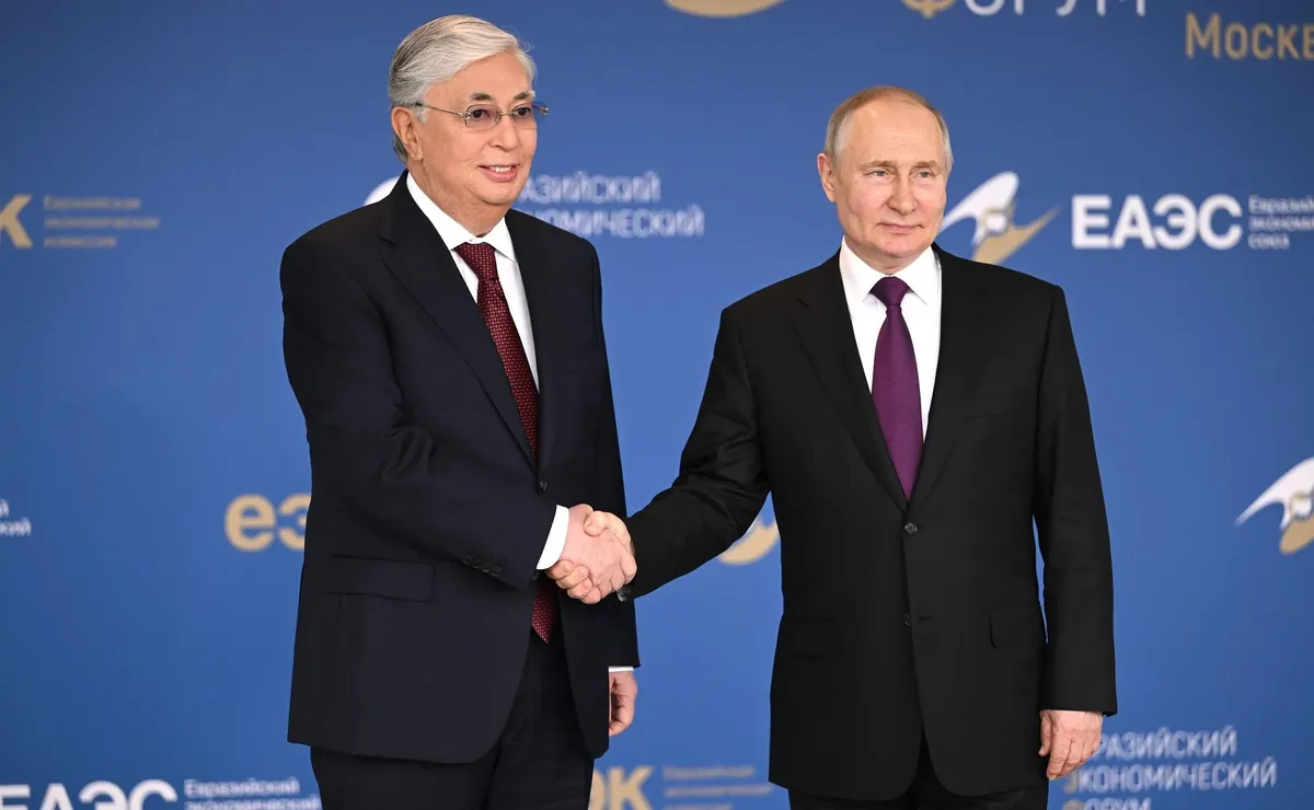 Владимир Путин и Касым-Жомарт Токаев. Фото: <a href="http://kremlin.ru/events/president/news/71198/photos/71197">Президент России</a>