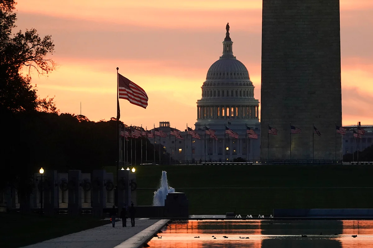 Капитолий США в Вашингтоне, округ Колумбия, США, 1 октября 2025 года. Фото: Will Oliver / EPA