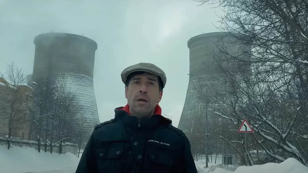 Клип группы «Ногу свело!» на песню «Я боюсь». Скриншот
