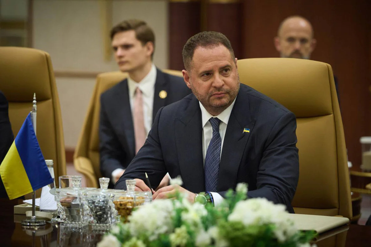 Андрей Ермак на украинско-американских переговорах, Джидда, 11 марта 2025 года. Фото: <a data-sk="tooltip_parent" data-stringify-link="https://t.me/ermaka2022/5956" href="https://t.me/ermaka2022/5956" rel="noopener noreferrer" target="_blank">телеграм-канала Андрея Ермака</a>