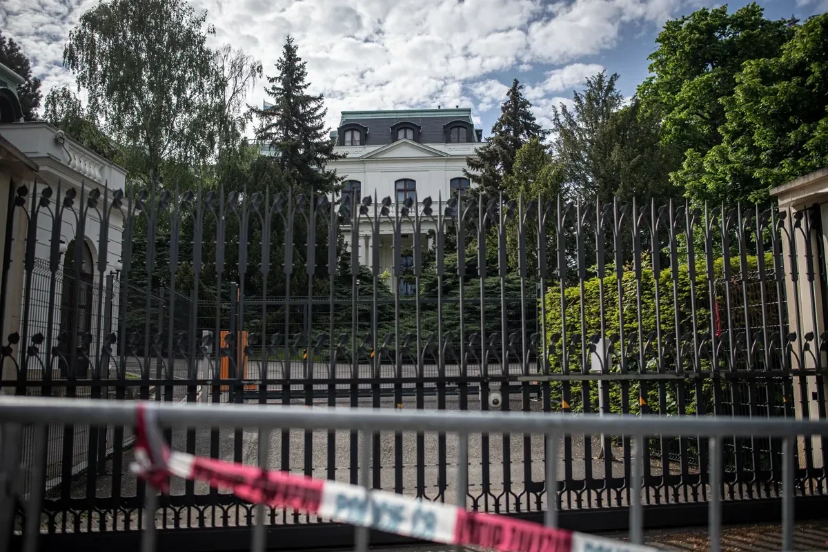 Russia’s embassy in Czechia. Photo: Lukas Kabon / Anadolu Agency / Getty Images
