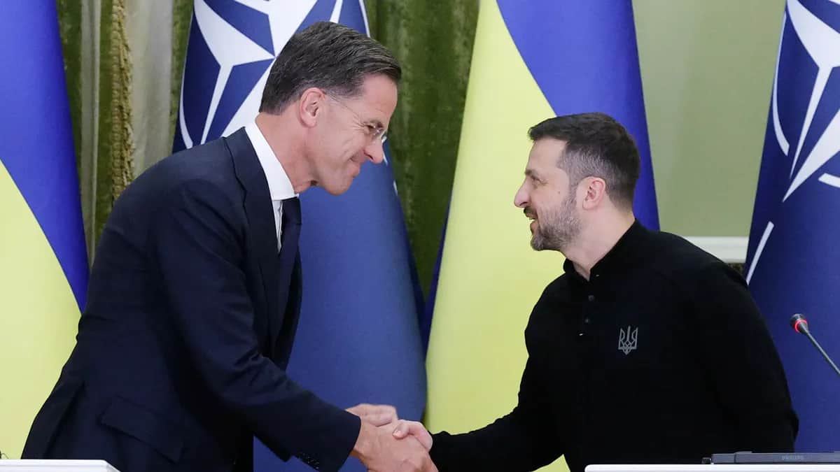 Новый генеральный секретарь НАТО Марк Рютте и президент Украины Владимир Зеленский в Киеве. Фото: EPA-EFE