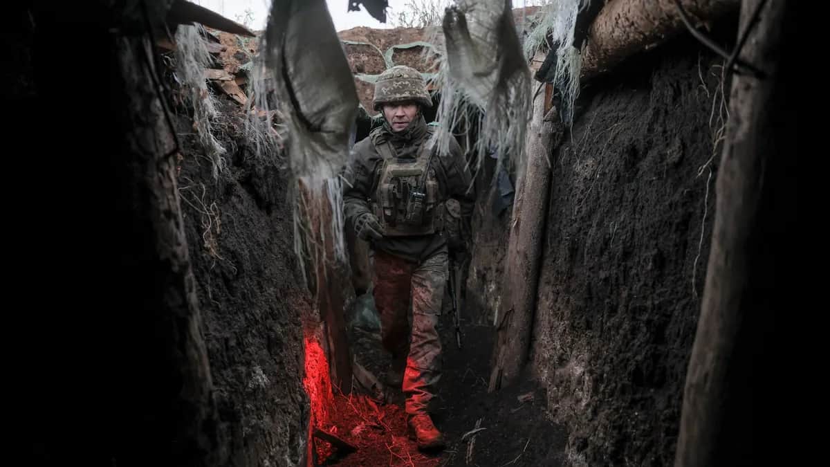 Ukrainian servicemen hold position in the Donetsk region, Ukraine, 28 October 2025. Photo: Press service of the 24 Mechanised brigade.<br>