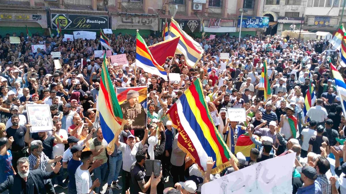 Протесты в городе Эс-Сувейда, Сирия, 8 сентября 2023 года. Фото: EPA-EFE / MOHAMAD SYRIA