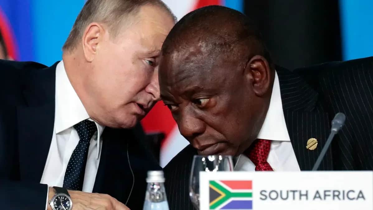 Vladimir Putin and Cyril Ramaphosa. Photo: EPA-EFE/SERGEI CHIRIKOV