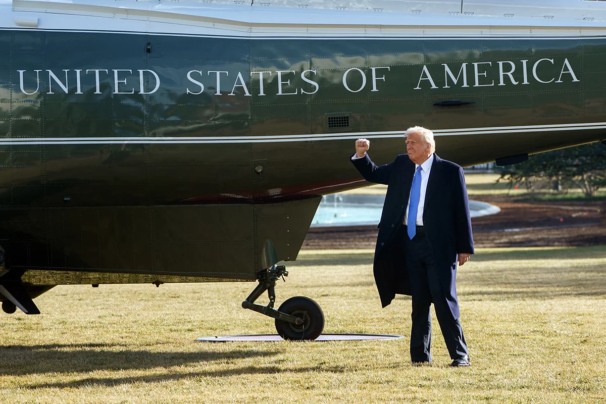 Президент США Дональд Трамп после встречи с премьер-министром Японии Ишибой Шигеру в Белом доме в Вашингтоне, округ Колумбия, США, 7 февраля 2025 года. Фото: Will Oliver / EPA-EFE