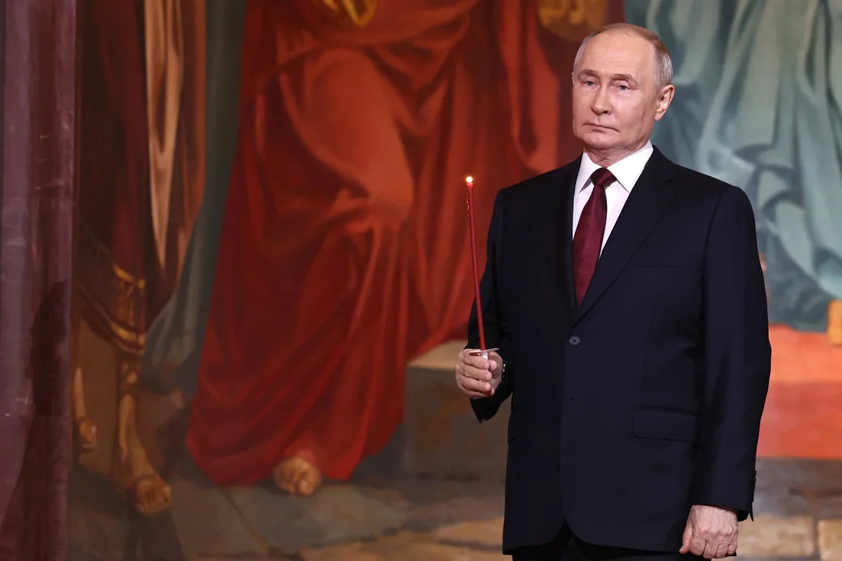 Vladimir Putin at an Orthodox Easter service in the Cathedral of Christ the Saviour in Moscow, 5 May 2024. Photo: Valery Sharifulin / Sputnik / Kremlin / EPA-EFE