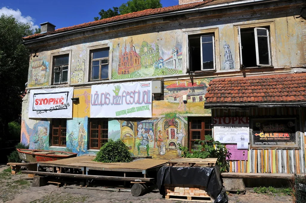 Street art. Photo: Wikimedia