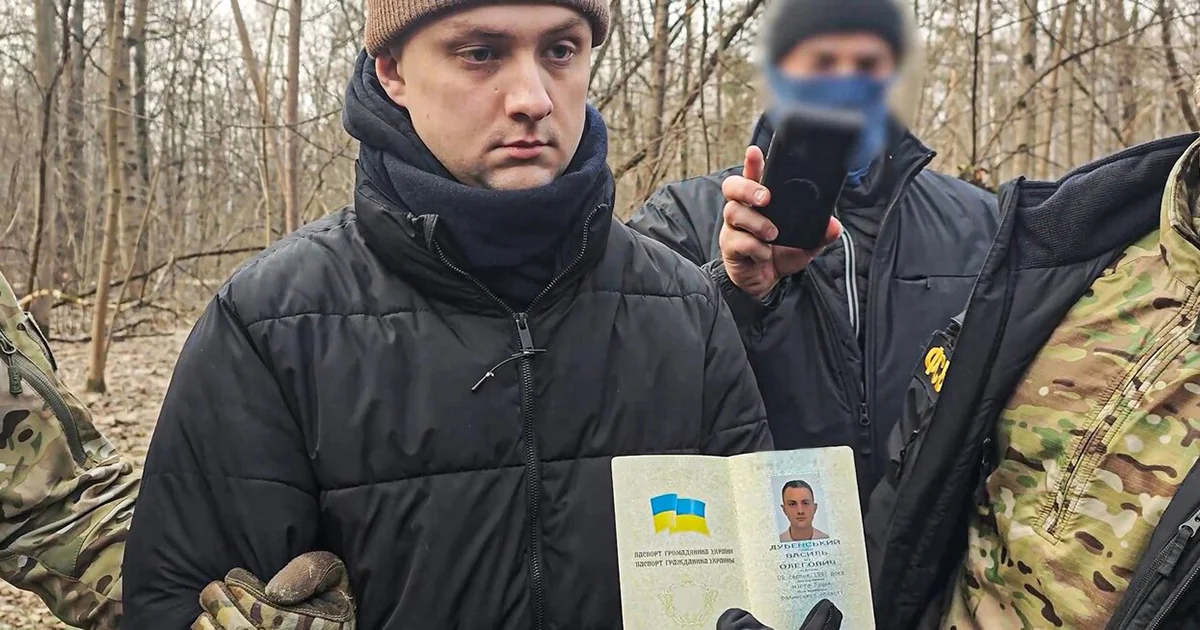 Никита Иванович во время следственных мероприятий. Фото: скриншот видео ФСБ