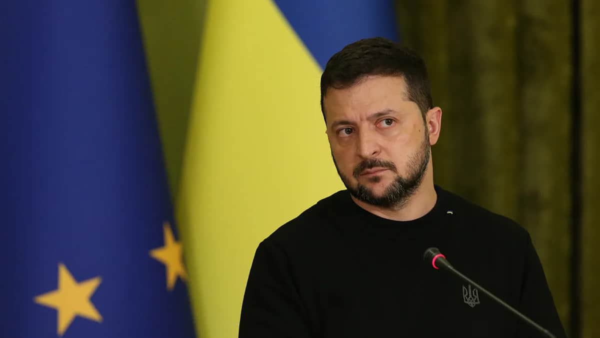 Президент Украины Владимир Зеленский во время пресс-конференции с председателем Европейской комиссии Урсулой фон дер Ляйен 4 ноября 2023 года в Киеве. Фото: Виктор Ковальчук / Global Images Ukraine / Getty Images