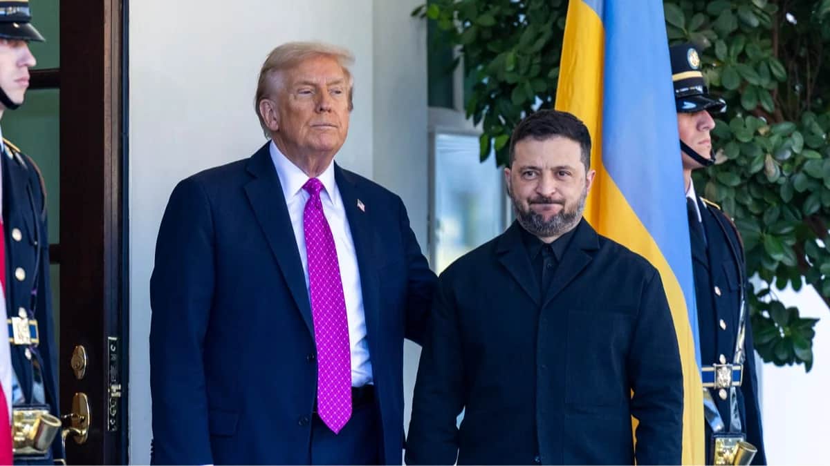 <span id="k6u9356h2">Дональд Трамп приветствует Владимира Зеленского у Белого дома, Вашингтон, округ Колумбия, США, 17 октября 2025 года. Фото: Shawn Thew / EPA</span><br>