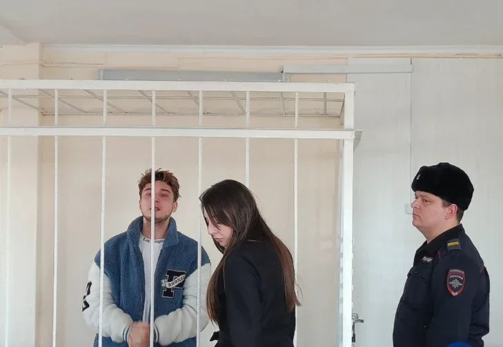 Alexander Klimov and Diana Kamelyanova in court. Photo: Ural56.ru