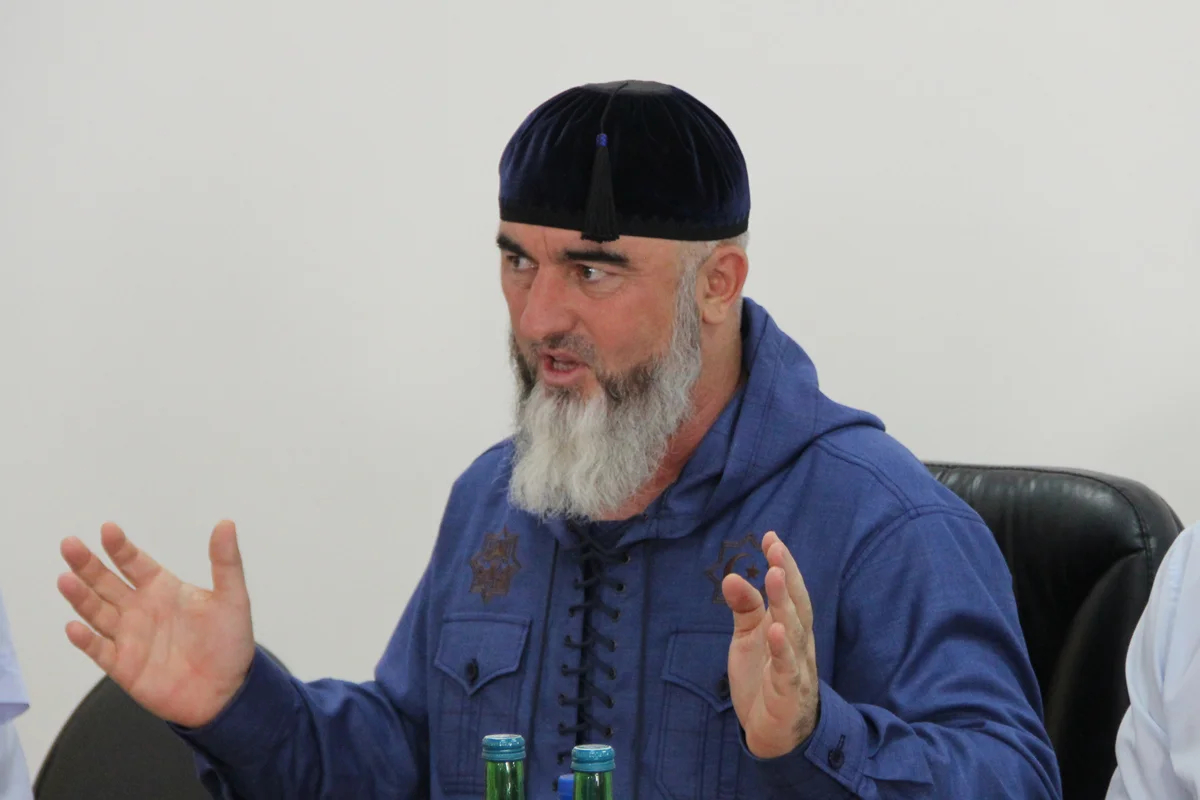 Ибрагим Темирбаев. Фото: <a data-sk="tooltip_parent" data-stringify-link="https://newargun.ru/%d0%bf%d1%80%d0%b5%d1%81%d1%81-%d1%80%d0%b5%d0%bb%d0%b8%d0%b7-2/" href="https://newargun.ru/%d0%bf%d1%80%d0%b5%d1%81%d1%81-%d1%80%d0%b5%d0%bb%d0%b8%d0%b7-2/" rel="noopener noreferrer" target="_blank">Муниципальное образование город Аргун</a>