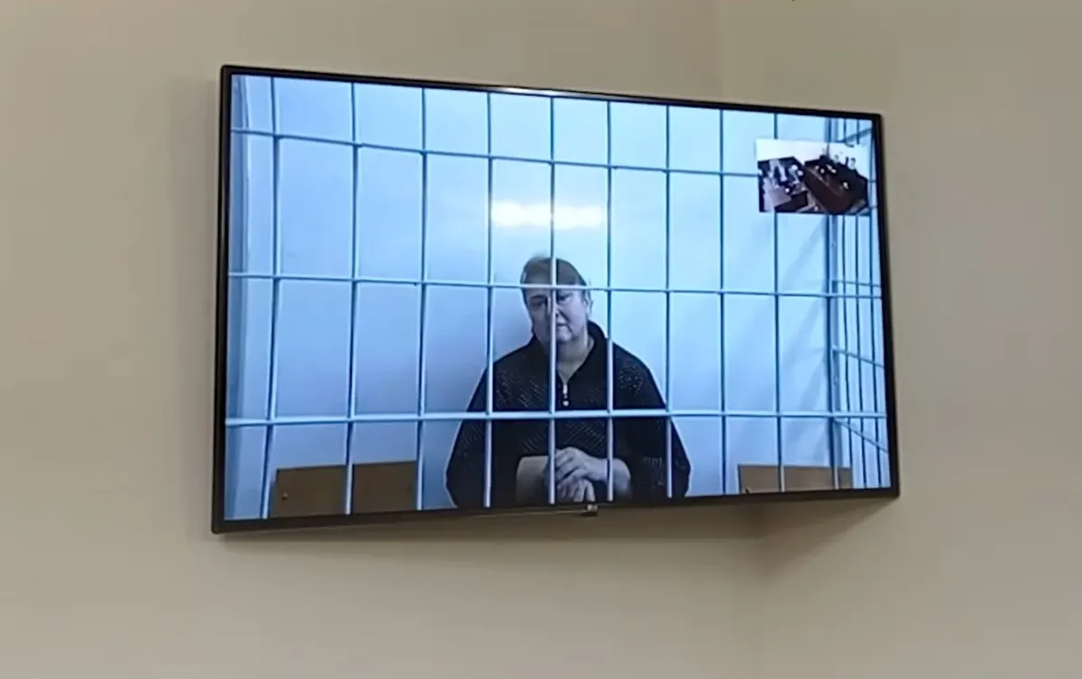 Зарема Мусаева по видеосвязи в ходе одного из судебных заседаний. Скрин видео «Кавказского узла»
