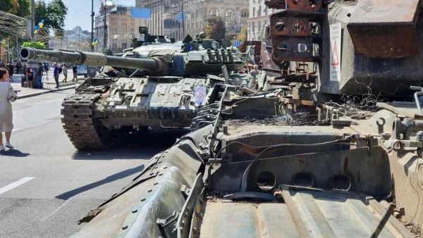 Парад в Киеве в честь Дня Независимости Украины. Утичтоженная техника из Сумской области. Фото: Йенс Альструп