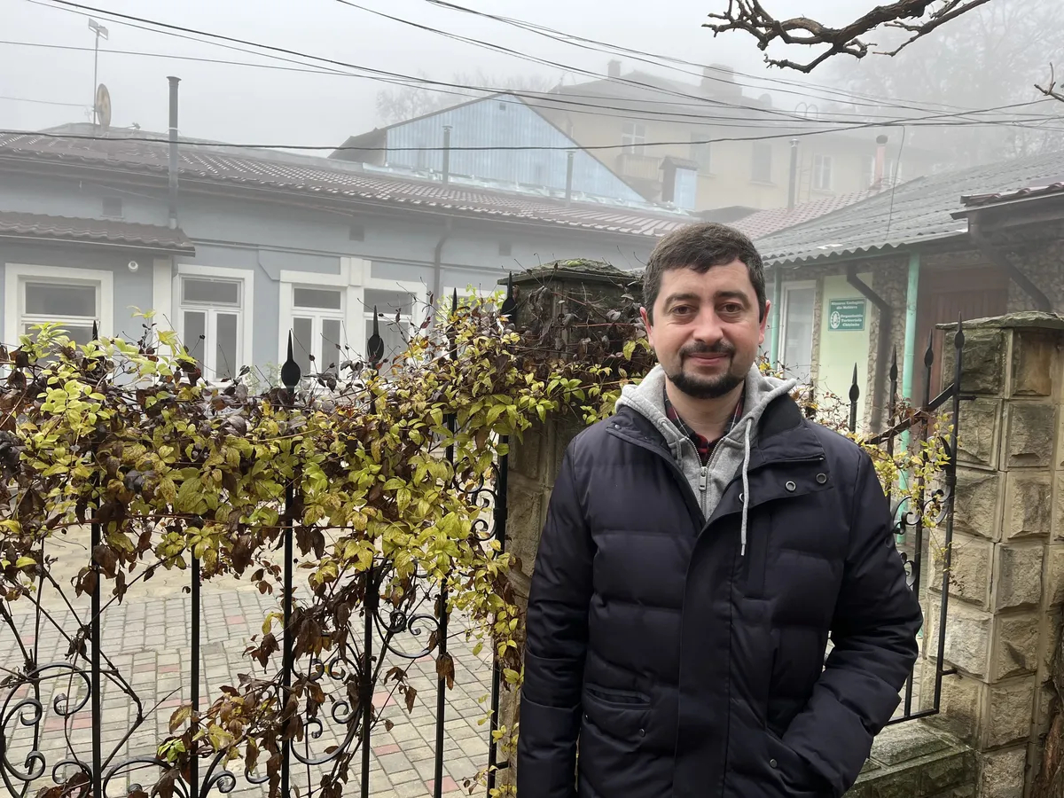 Chairman of expert community WatchDog Valeriu Pasha. Photo: Ira Purysova / Novaya Gazeta Europe