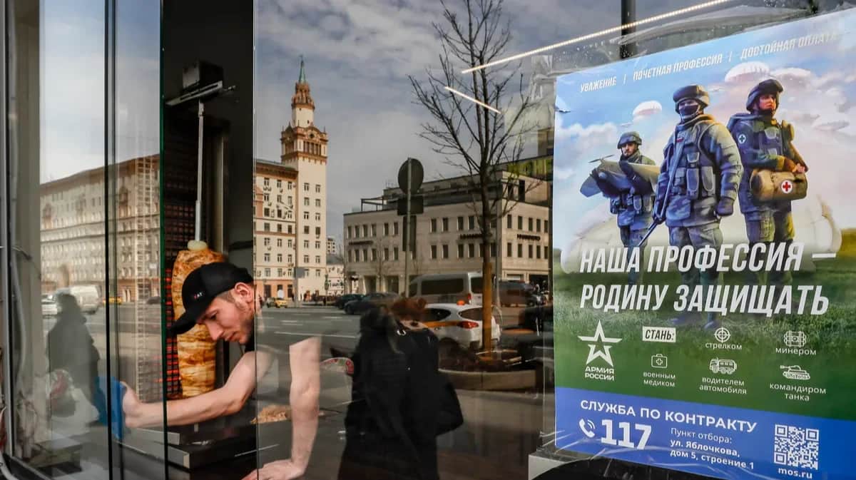 Photo: EPA-EFE / YURI KOCHETKOV