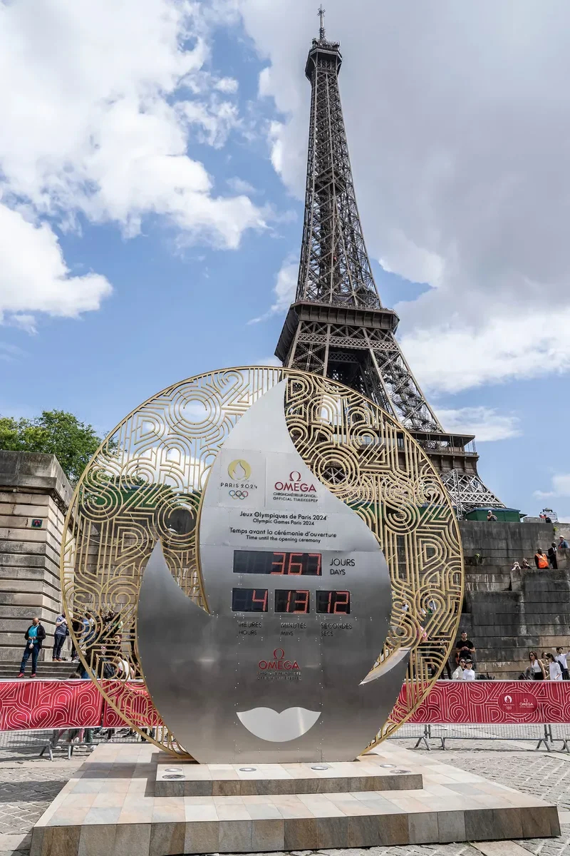 Paris Olympics countdown clock. Photo: <a href="https://olympics.com/ioc/news/omega-unveils-countdown-clock-to-mark-one-year-to-go-to-paris-2024" rel="noopener noreferrer" title="https://olympics.com/ioc/news/omega-unveils-countdown-clock-to-mark-one-year-to-go-to-paris-2024">IOC</a>