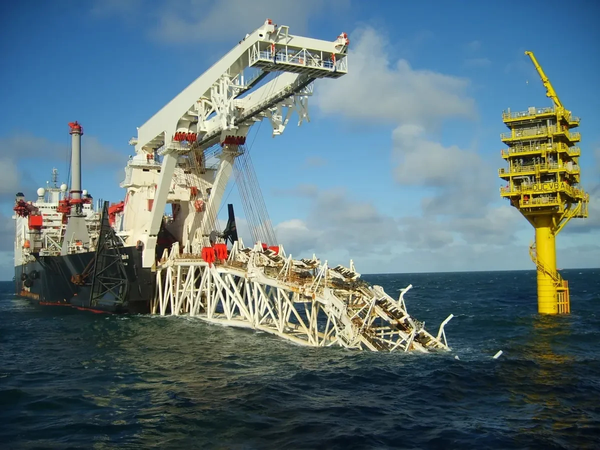Construction of the Nord Stream gas pipeline. Pipelayer Solitaire. Photo by gazprom.ru