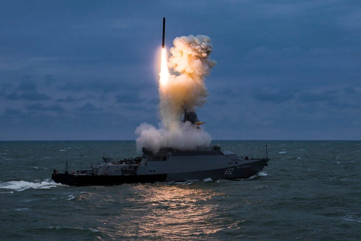 Запуск ракеты «Калибр». Фото из соцсетей Минобороны РФ