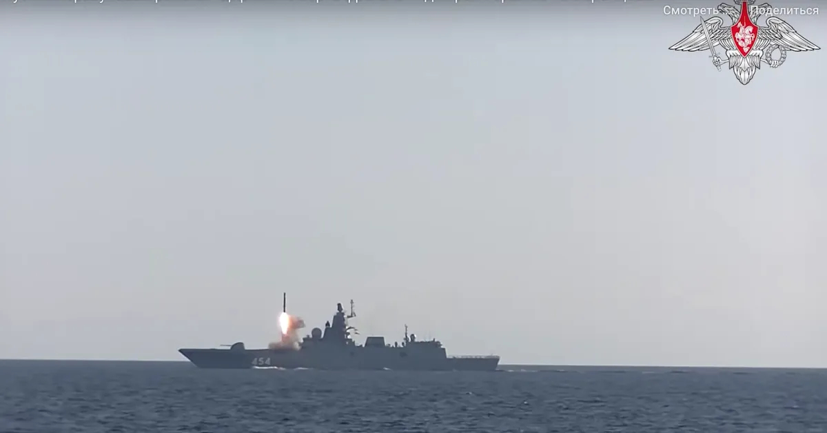 Russia’s Admiral Gorshkov frigate making its first long-range voyage with a Zircon hypersonic missile loadout as part of trilateral naval drills between Russia, China, and South Africa. Photo: video screenshot