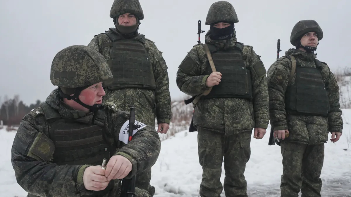 За одного бритого
