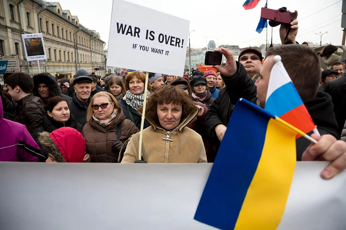 15 марта 2014 года. Москва, Бульварное кольцо. Марш мира в поддержку украинского народа и против военных действий. Фото: Николай Винокуров / Alamy / Vida Press