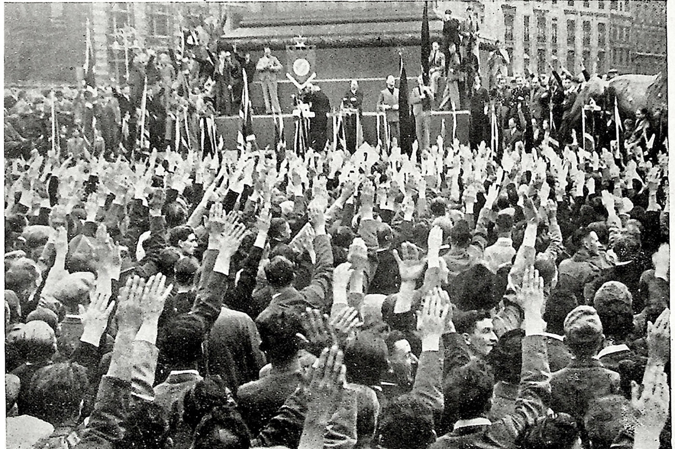 English fascists giving Nazi salutes in London’s Trafalgar Square, January 1938. Photo: Vértice magazine.