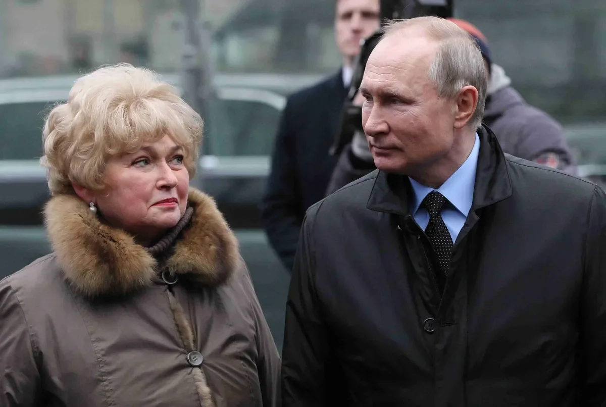 Lyudmila Narusova and Vladimir Putin at a ceremony commemorating 20 years since the death of Anatoly Sobchak, 19 February 2020. Photo: Mikhail Svetlov / Getty Images