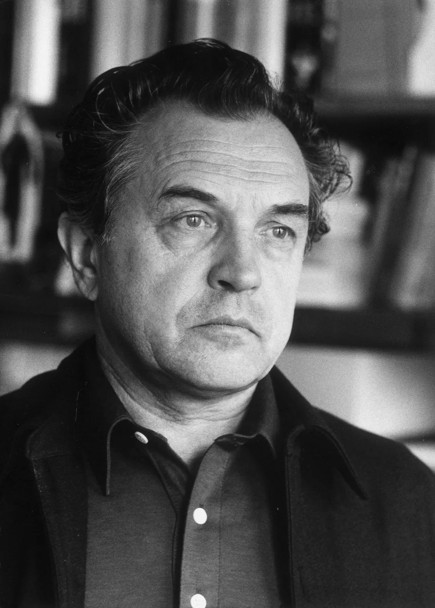 Советский философ и писатель Александр Зиновьев. Фото: Central Press / Getty Images