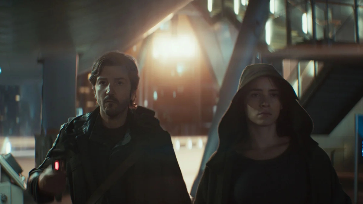 Кадр из телесериала «Андор». Фото: <a href="http://disneystudios.com/" rel="noopener noreferrer" title="http://disneystudios.com/">disneystudios.com</a>