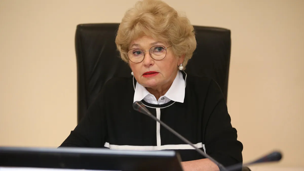«Ты у нас одна с железными яйцами»