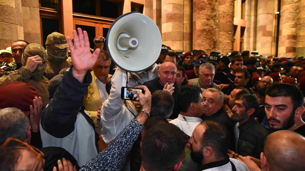 Акция протеста в Ереване, 19 сентября 2023 года. Фото: EPA-EFE / NAREK ALEKSANYAN