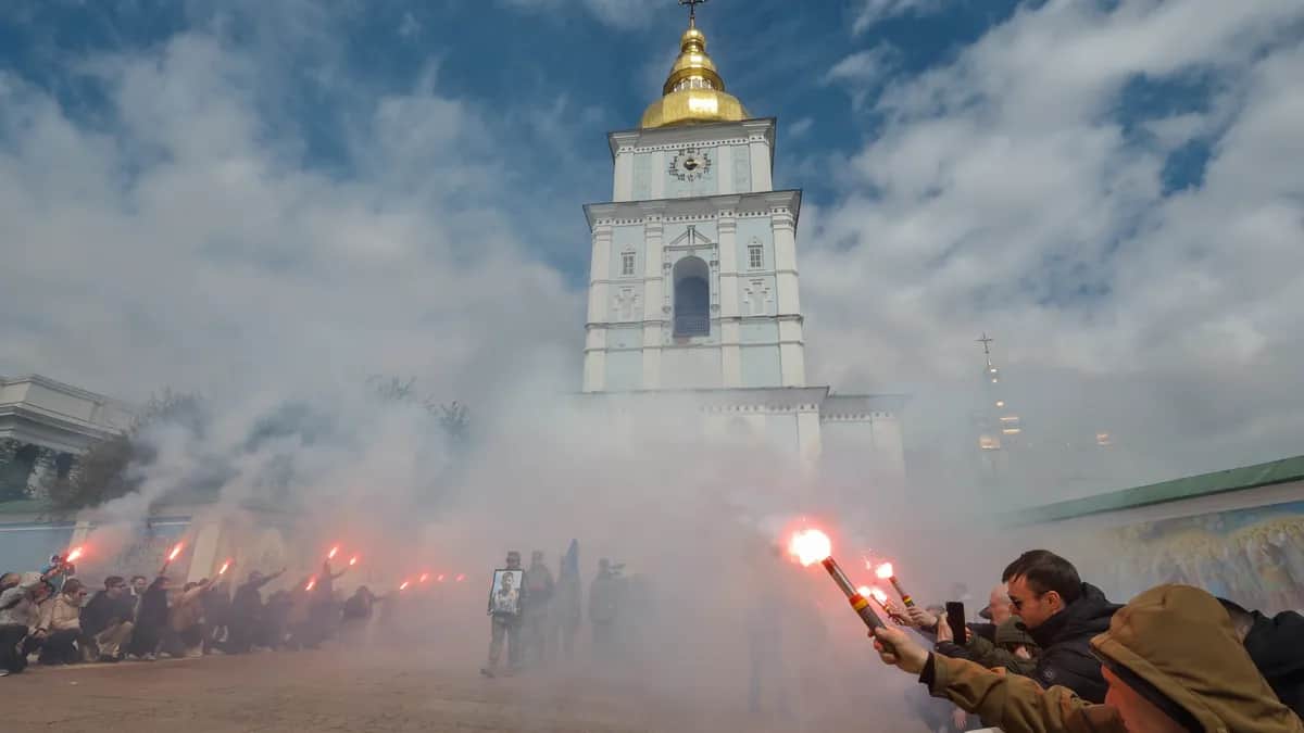 The funeral of a Ukrainian serviceman at Kyiv’s St. Michael’s Cathedral, 19 April 2024. Photo: EPA-EFE / SERGEY DOLZHENKO