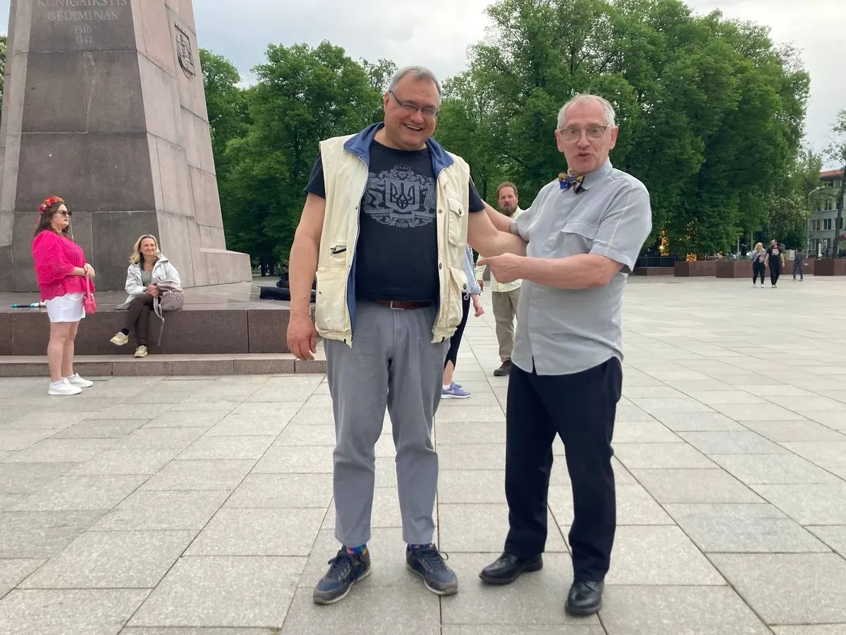 <br>Владимир Шипицын (слева) и Аркадий Винокур (справа). Фото: Илья Азар, специально для «Новой газеты Европа»