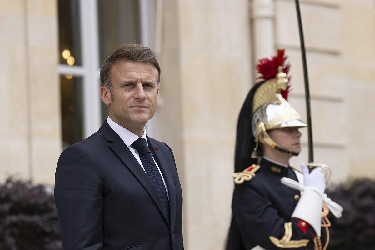 Президент Франции Эммануэль Макрон в Елисейском дворце в Париже, Франция, 20 июня 2024 года. Фото: Andre Pain / EPA-EFE
