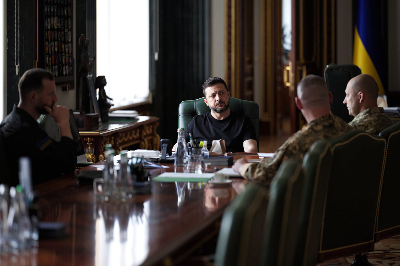 Владимир Зеленский. Фото: Офис президента Украины / <a href="https://www.facebook.com/photo.php?fbid=4311392685777741&amp;set=pb.100007211555008.-2207520000&amp;type=3" target="_blank">Facebook</a>