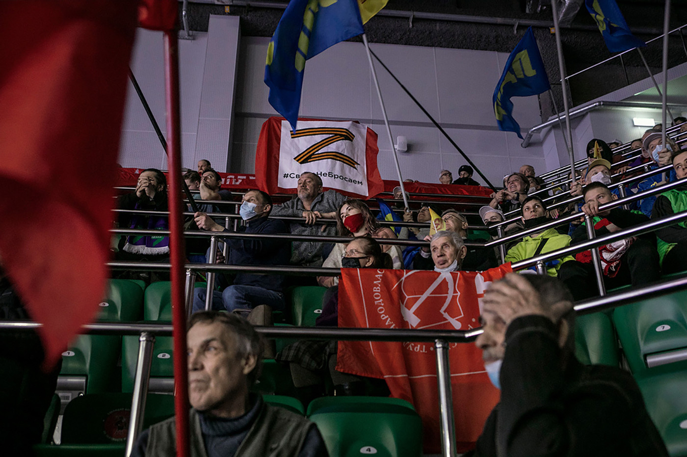 A pro-war event in Novosibirsk, Russia, 25 March 2022. Photo: Vlad Dokshin