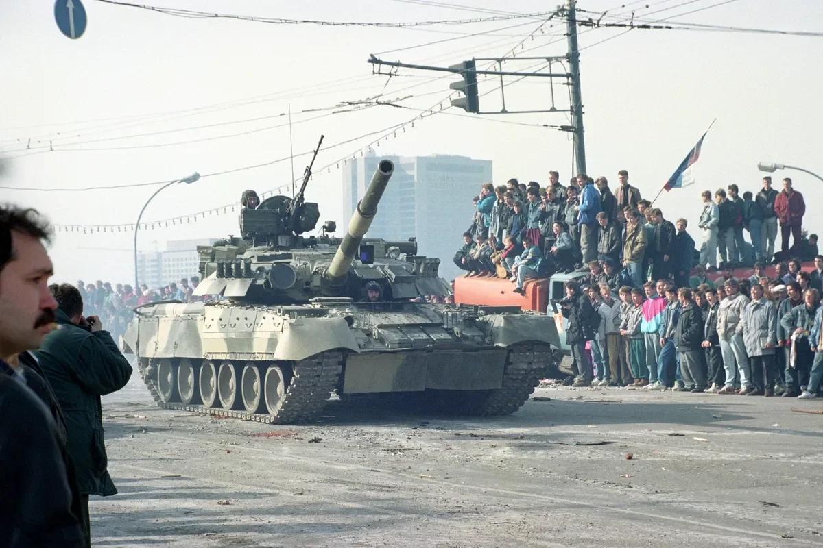 Moscow, 4 October 1993. Photo: EPA/ANATOLY ZHDANOV