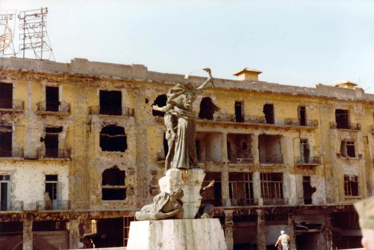 Площадь Мучеников в Бейруте, 1982 год. Фото: <a href="https://commons.wikimedia.org/w/index.php?curid=4657775">Wikimedia Commons</a> / James Case / CC BY 2.0 