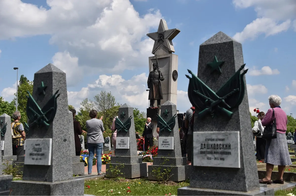 Ольшанское кладбище. Фото: Василий Максимов