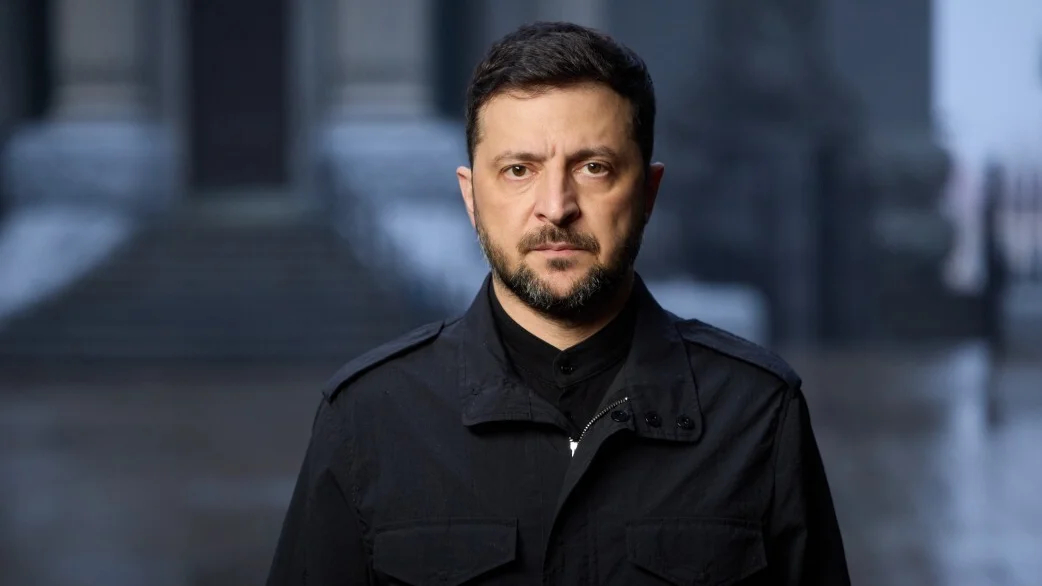 Zelensky warns Ukraine faces ‘difficult choice’ as US pushes Kyiv to accept peace plan