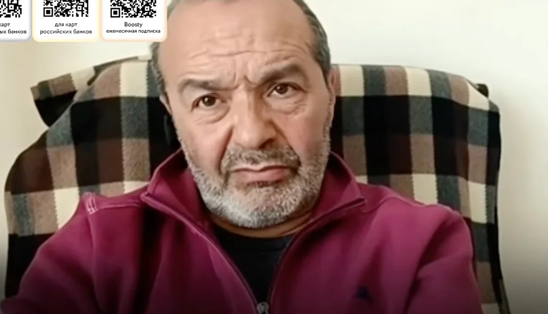 Виктор Шендерович в эфире YouTube канала «Живой гвоздь». Фото: скрин <a href="https://www.youtube.com/watch?v=I9OiJIyqxOg&amp;t=1701s">видео</a>