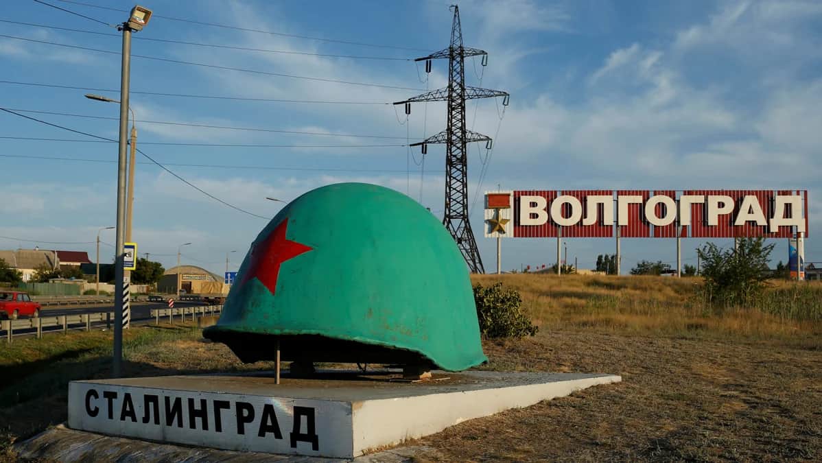 Стела на въезде в Волгоград, 2017 год. Фото: David Mdzinarishvili / Reuters / Scanpix / LETA