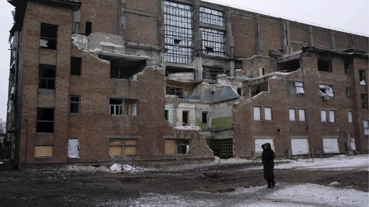 <span><span>A thermal power plant that sustained damage in recent Russian missile and drone strikes in Kyiv, Ukraine, 4 February 2026. Photo: EPA</span></span>