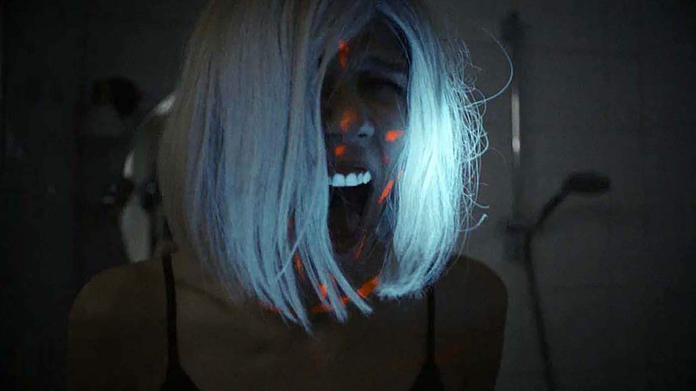 Кадр из сериала «Фейк». Фото: <a href="http://kino-teatr.ru" target="_blank" id="x2kd7lclx">kino-teatr.ru</a>
