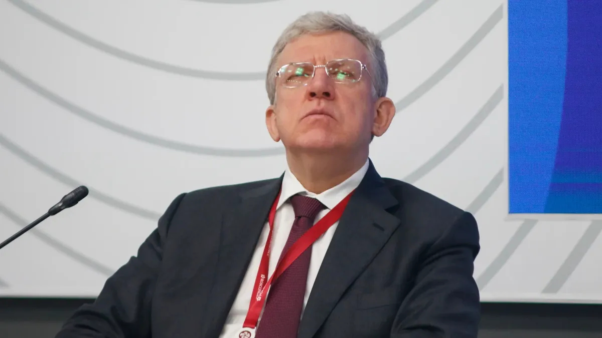 Справа — Кудрин в «Яндексе», слева — с ВВП