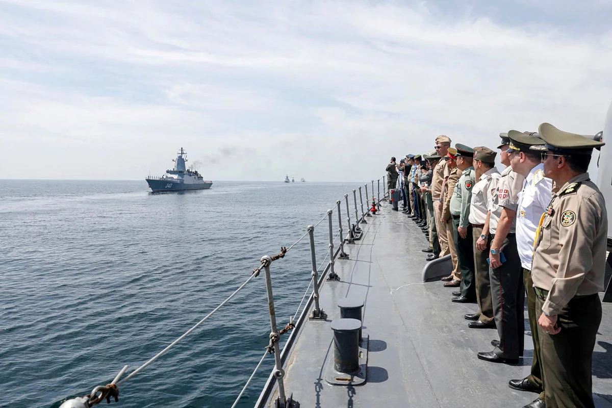 Военные корабли на совместных учениях ВМС Ирана, Китая и России в Оманском заливе, 12 марта 2025 года. Фото: Армия Ирана / Reuters / Scanpix / LETA