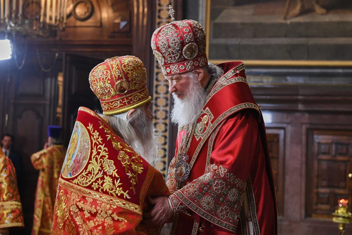 Схиархимандрит Илий Ноздрин и Патриарх Кирилл. Фото: страница Схиархимандрита в <a data-sk="tooltip_parent" data-stringify-link="https://vk.com/wall-54169630_1921" href="https://vk.com/wall-54169630_1921" rel="noopener noreferrer" target="_blank">VK</a>